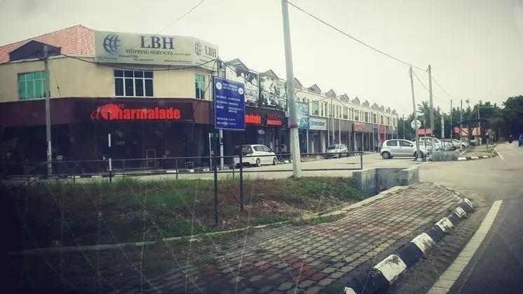 Fahaz Lumut Homestay - Dış Mekan