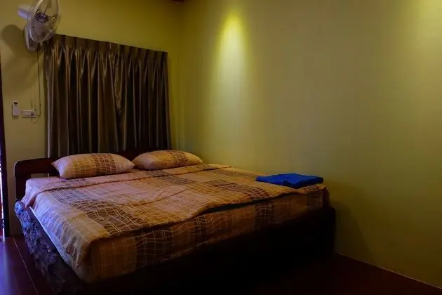 Fahsuai Namsai Baimai Resort - Oda