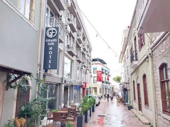 Faik Hotel