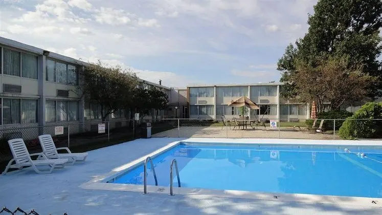 Fairborn Hotel & Inn
