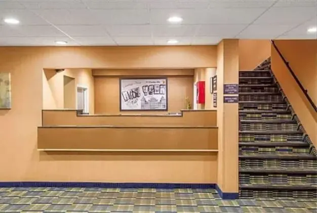 Fairbridge Inn Express Buffalo Airport Williamsville - Lobi