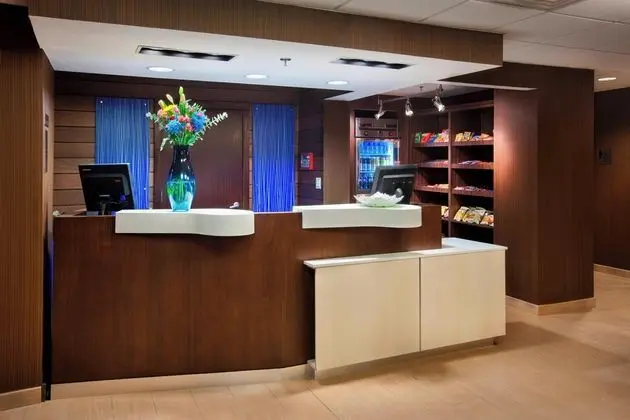 Fairfield Inn East Rutherford Meadowlands - Lobi