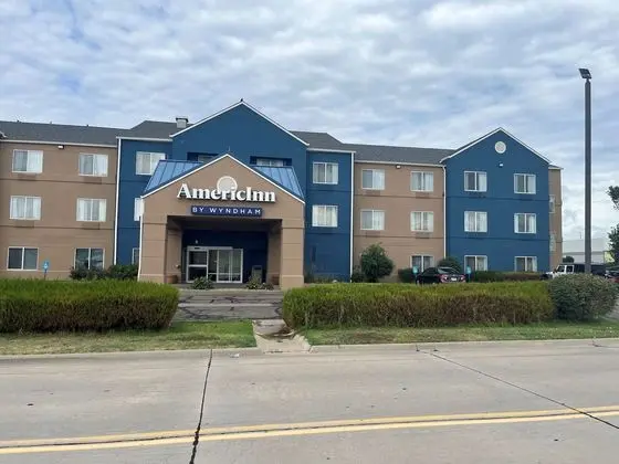 Fairfield Inn Hays - Dış Mekan