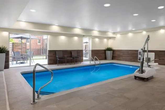 Fairfield Inn by Marriott Fort Leonard Wood St. Robert - Havuz
