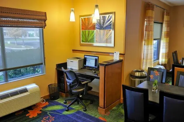 Fairfield Inn by Marriott Louisville South