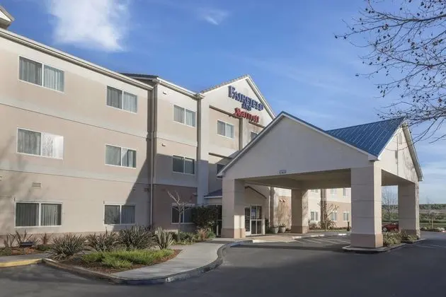 Fairfield Inn by Marriott Tracy