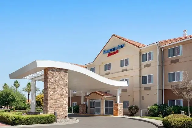 Fairfield Inn by Marriott Visalia Sequoia - Dış Mekan