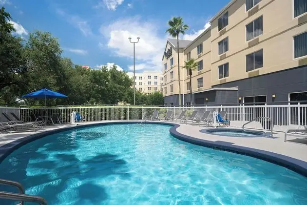 Fairfield Inn Orlando Airport - Havuz