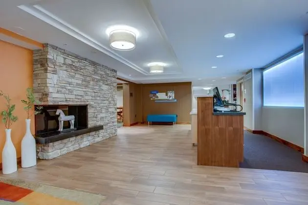 Fairfield Inn Portsmouth Seacoast - Lobi