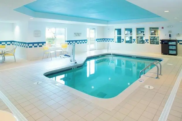 Fairfield Inn & Suites Atlanta McDonough - Havuz