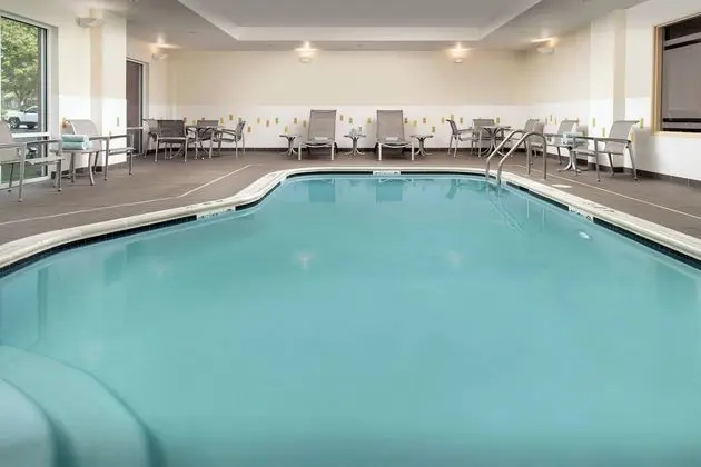 Fairfield Inn & Suites Baltimore BWI Airport - Havuz