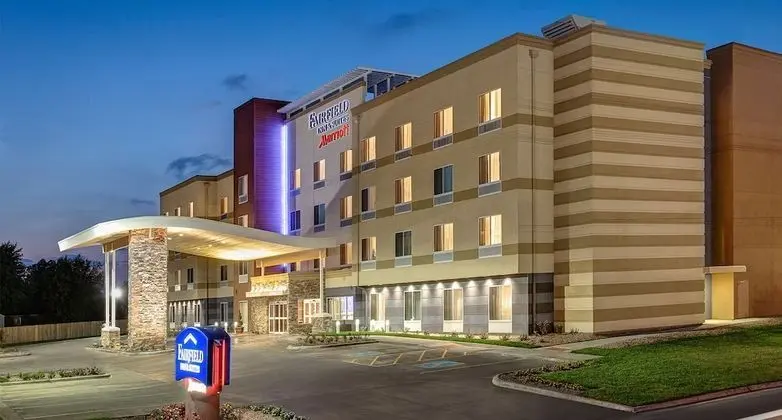 Fairfield Inn & Suites by Marriott Fresno North/Shaw Avenue - Dış Mekan