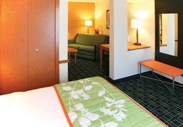 Fairfield Inn & Suites Charleston North/Univ. Area - Genel