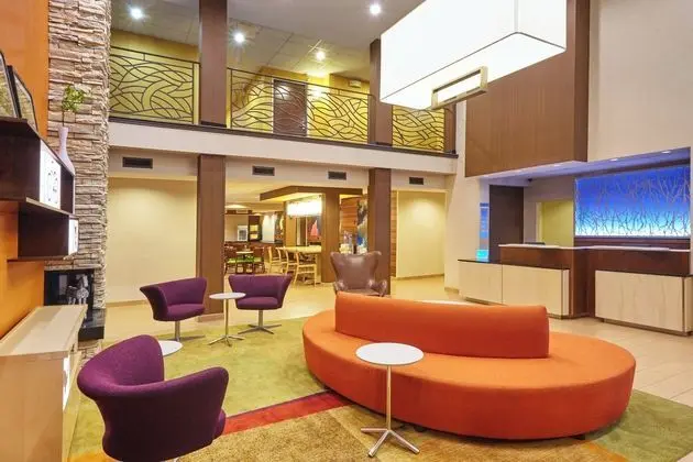 Fairfield Inn & Suites Chicago Lombard - Lobi