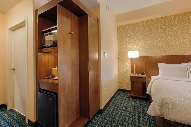 Fairfield Inn & Suites Clearwater Beach