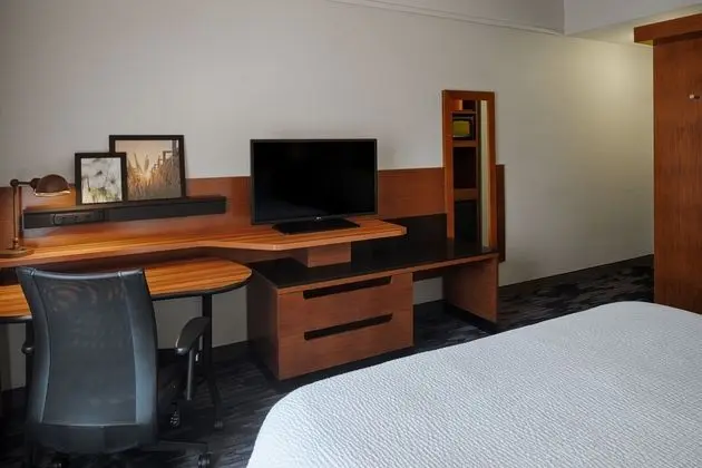 Fairfield Inn & Suites Columbus Airport