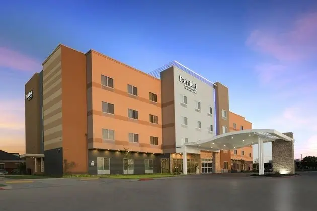 Fairfield INN AND Suites Dallas East