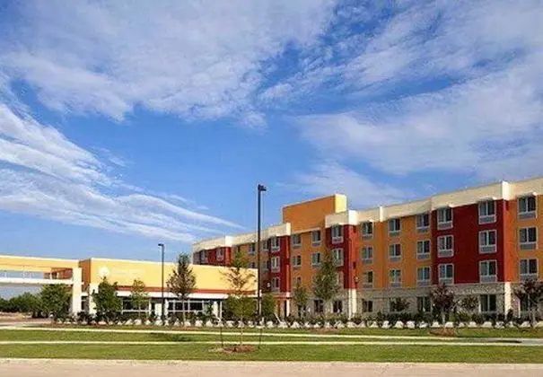 Fairfield Inn & Suites Dallas Plano/The Colony - Genel