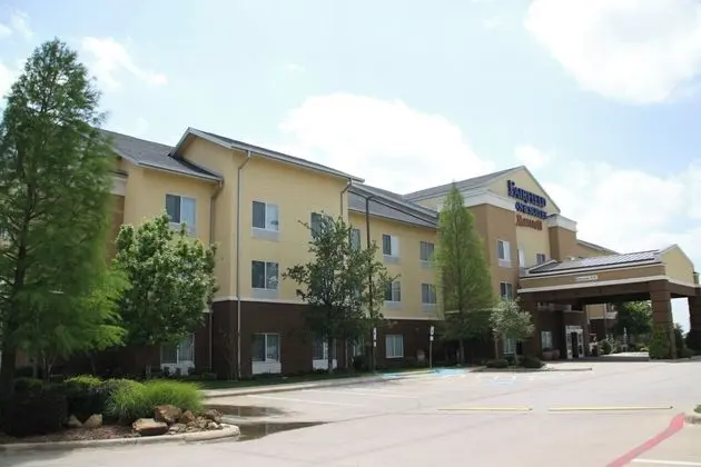 Fairfield Inn & Suites Denton - Dış Mekan