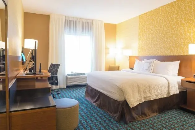 Fairfield Inn & Suites Dickson