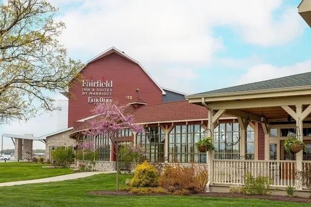 Fairfield Inn Suites Fair Oaks Farms