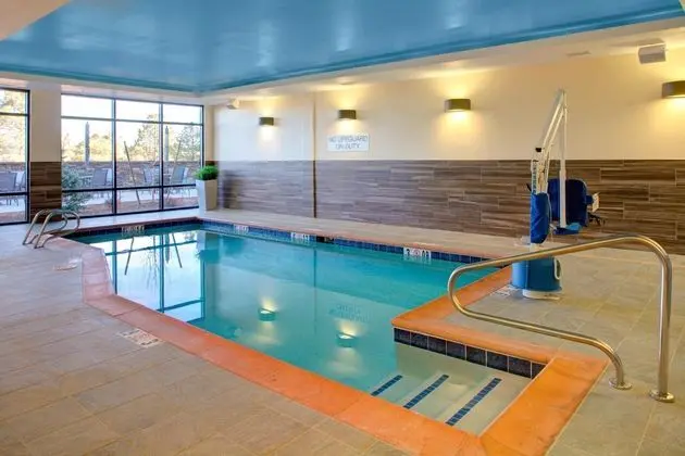 Fairfield Inn & Suites Flagstaff East - Havuz