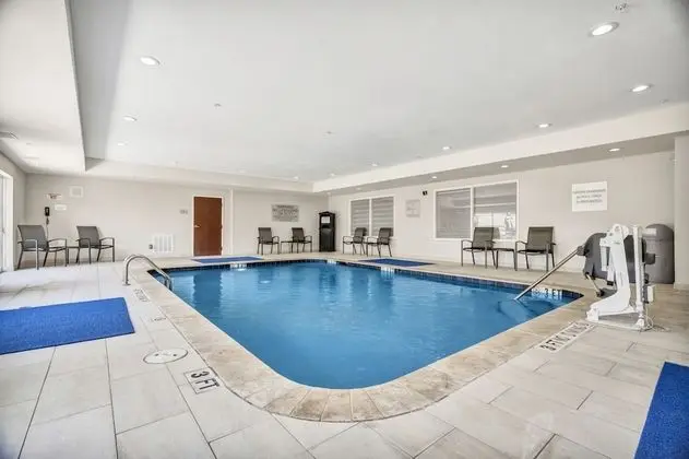 Fairfield Inn & Suites Fort Worth/Fossil Creek - Havuz