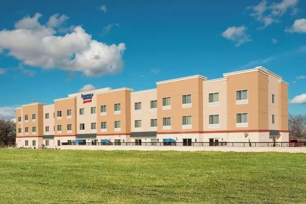 Fairfield Inn & Suites Fredericksburg - Dış Mekan