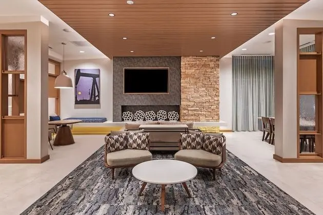Fairfield Inn & Suites Houston Memorial City Area - Lobi
