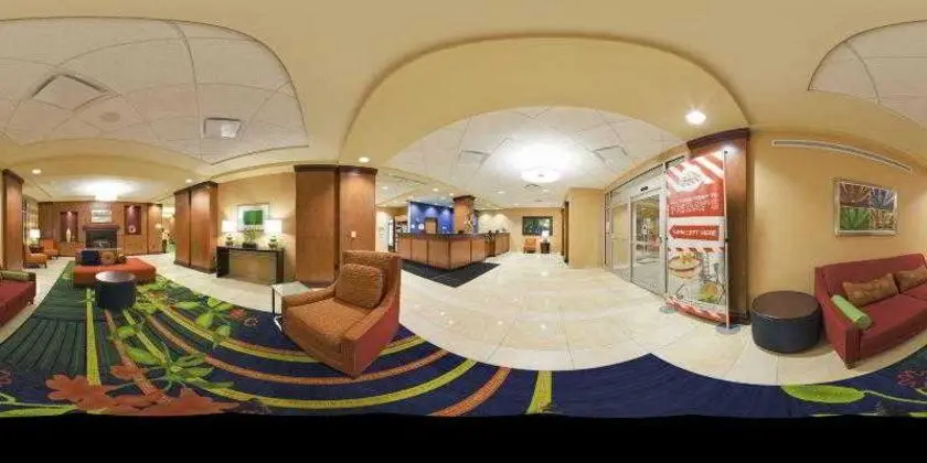 Fairfield Inn & Suites Indianapolis Downtown - 1