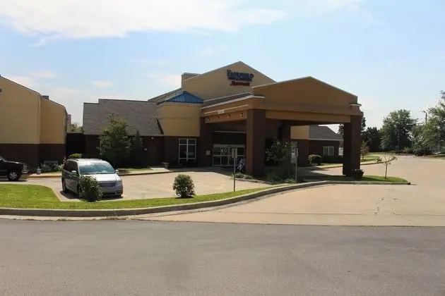 Fairfield Inn & Suites Kansas City Liberty - Dış Mekan