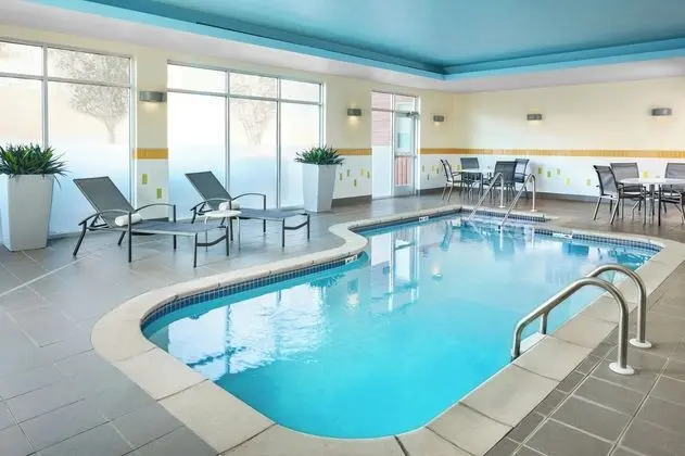 Fairfield Inn & Suites Knoxville West - Havuz