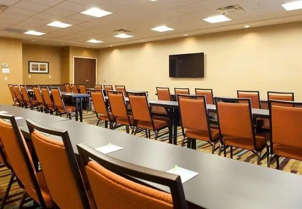 Fairfield Inn & Suites Lethbridge