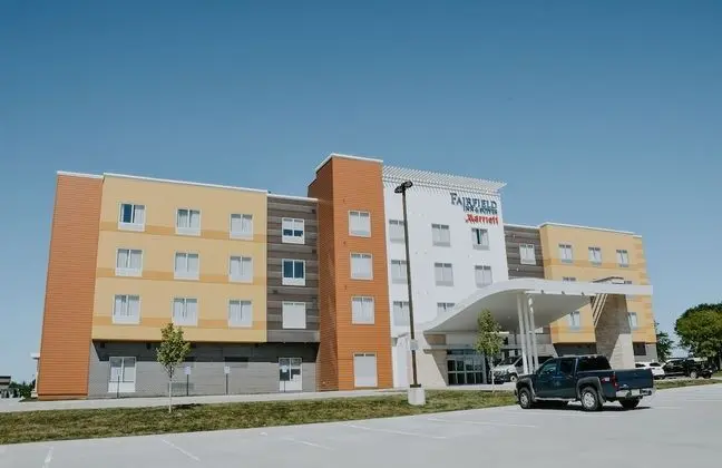 Fairfield Inn & Suites Lincoln Airport - Dış Mekan