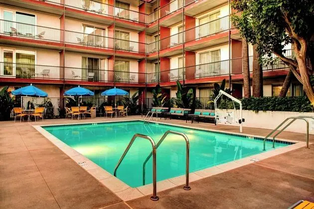 Fairfield Inn & Suites Los Angeles LAX/El Segundo - Havuz