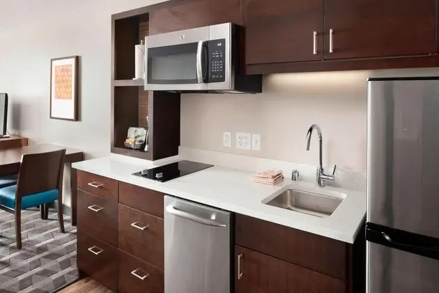 Fairfield Inn & Suites Louisville Northeast