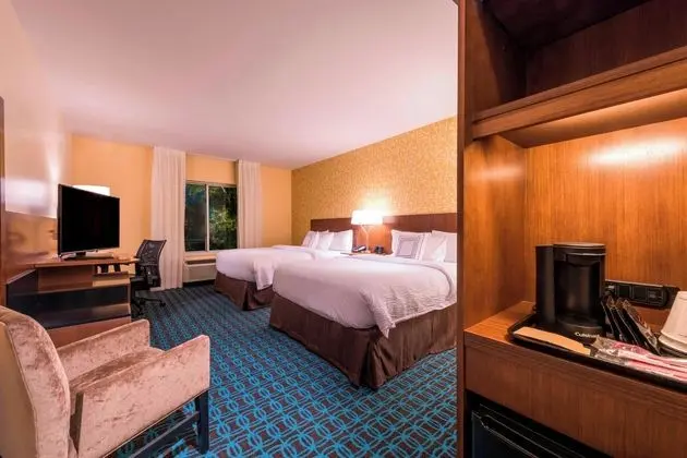 FAIRFIELD INN SUITES BY MARRIOTT AFTON