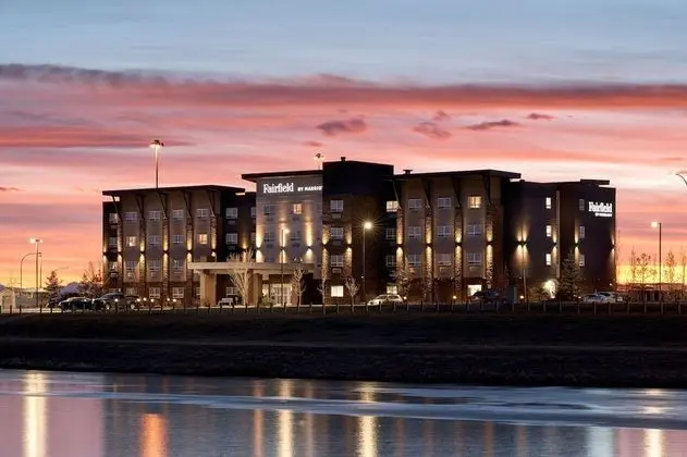 Fairfield Inn & Suites by Marriott Airdrie