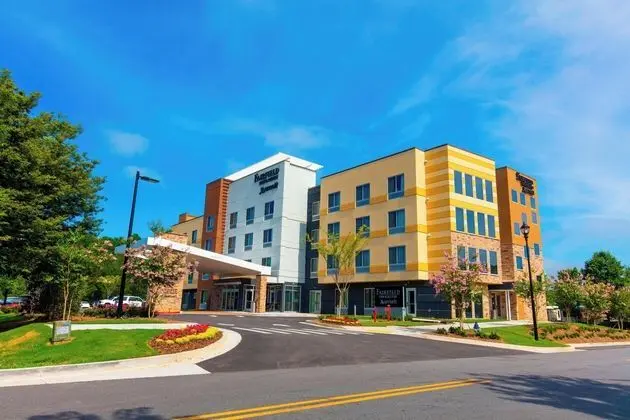 Fairfield Inn & Suites by Marriott Atlanta Woodstock - Dış Mekan
