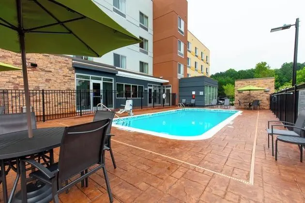 Fairfield Inn & Suites by Marriott Atlanta Woodstock - Havuz