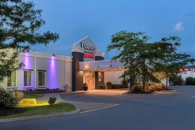 Fairfield Inn & Suites by Marriott Belleville - Dış Mekan