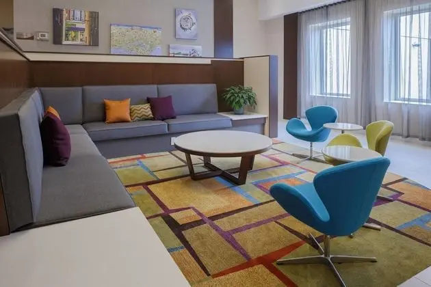 Fairfield Inn & Suites by Marriott Belleville - Lobi