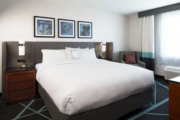 Fairfield Inn & Suites by Marriott Camarillo - Oda