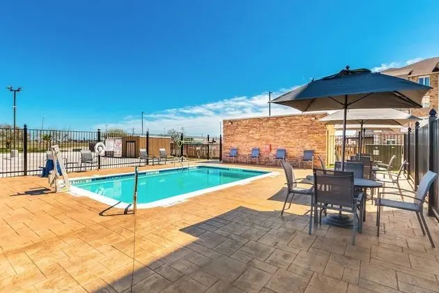 Fairfield Inn & Suites by Marriott Corpus Christi Central - Havuz