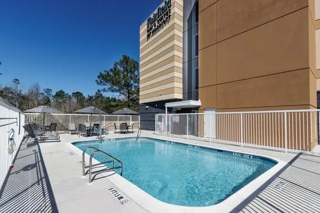 Fairfield Inn & Suites by Marriott Crestview - Havuz