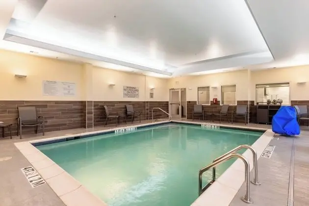 Fairfield Inn & Suites by Marriott Dallas DFW Airport North/Coppell Grapevine - Havuz