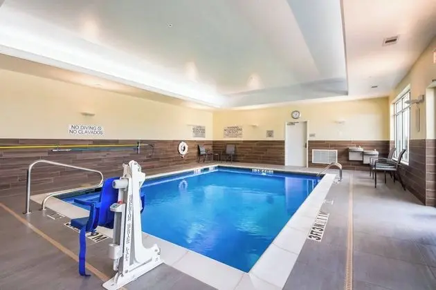 Fairfield Inn & Suites by Marriott Dallas Plano/Frisco - Havuz