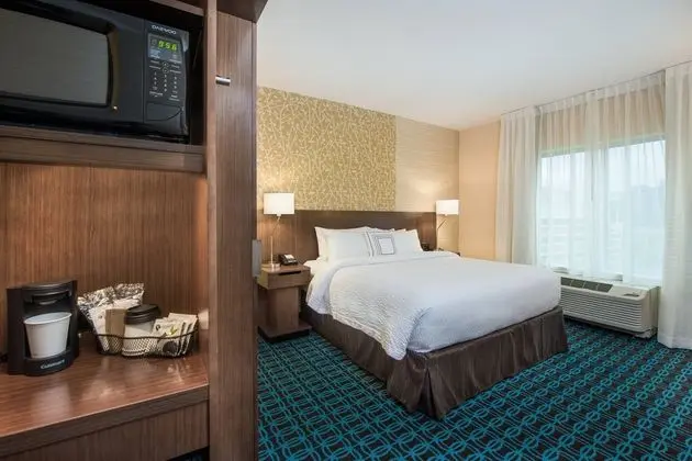 FAIRFIELD INN SUITES BY MARRIOTT DAYTON