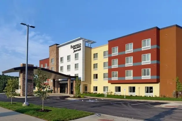Fairfield Inn & Suites by Marriott Decorah - Dış Mekan