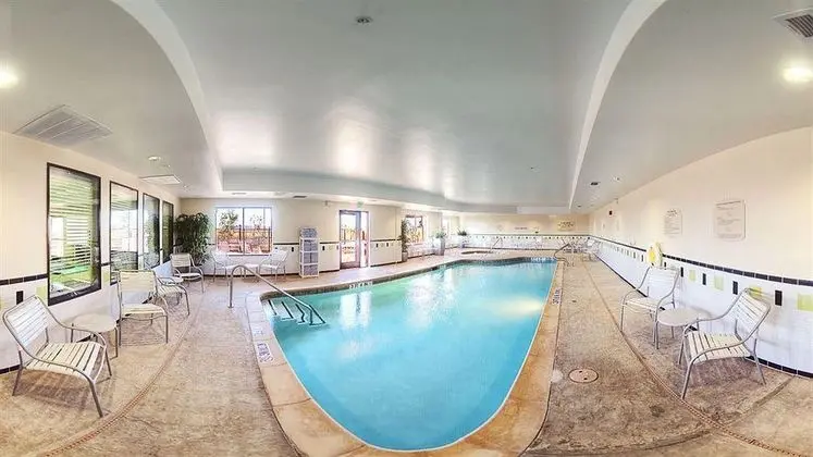 Fairfield Inn and Suites by Marriott El Paso